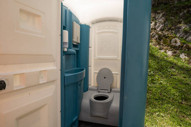 Best Porta potty delivery and setup  in Running Springs, CA
